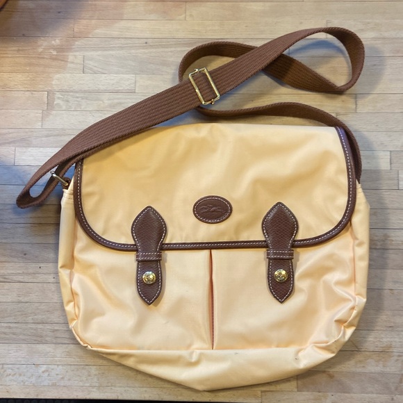 Longchamp SLING BAG/SAFARI BAG - Picture 1 of 9
